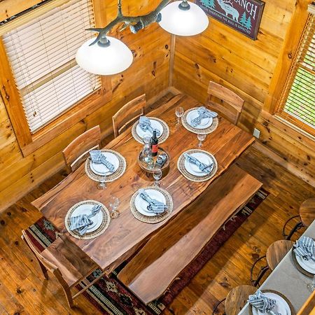 Charming Cabin W/ Hot Tub, Game Room, Top Location Pigeon Forge Exteriér fotografie