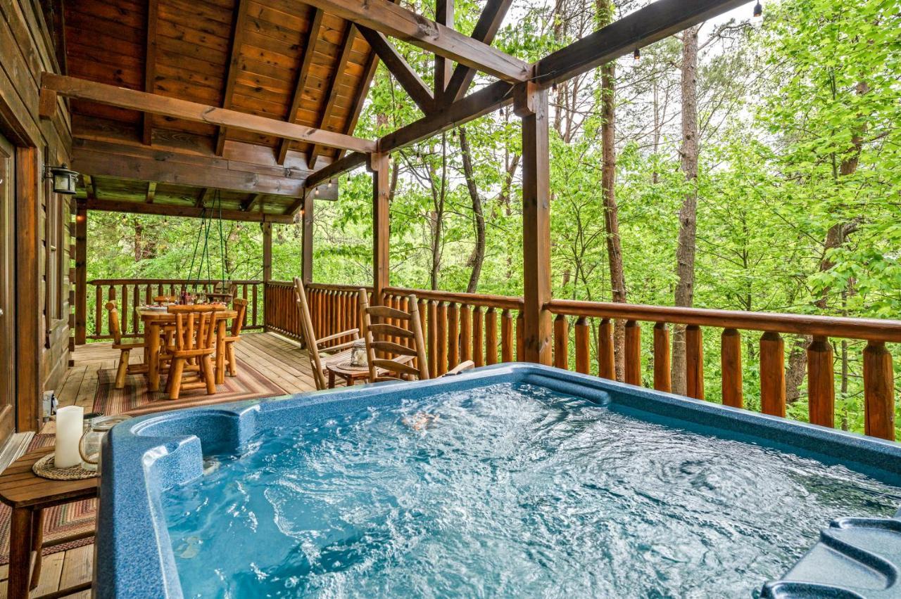 Charming Cabin W/ Hot Tub, Game Room, Top Location Pigeon Forge Exteriér fotografie