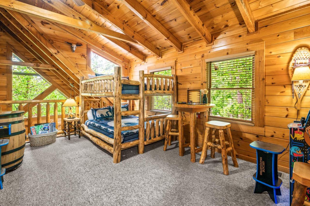 Charming Cabin W/ Hot Tub, Game Room, Top Location Pigeon Forge Exteriér fotografie