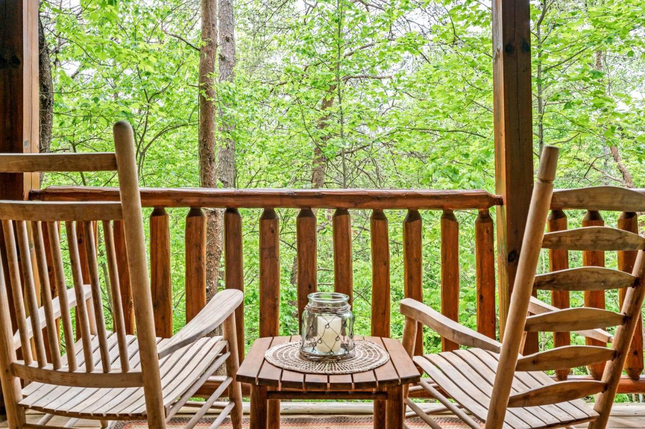 Charming Cabin W/ Hot Tub, Game Room, Top Location Pigeon Forge Exteriér fotografie