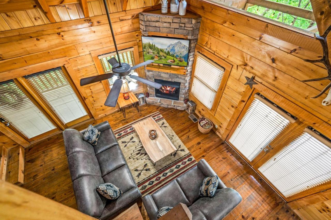 Charming Cabin W/ Hot Tub, Game Room, Top Location Pigeon Forge Exteriér fotografie